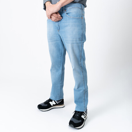 Jean Wrangler de Hombre - MONTANA - WM3066MO Sin color