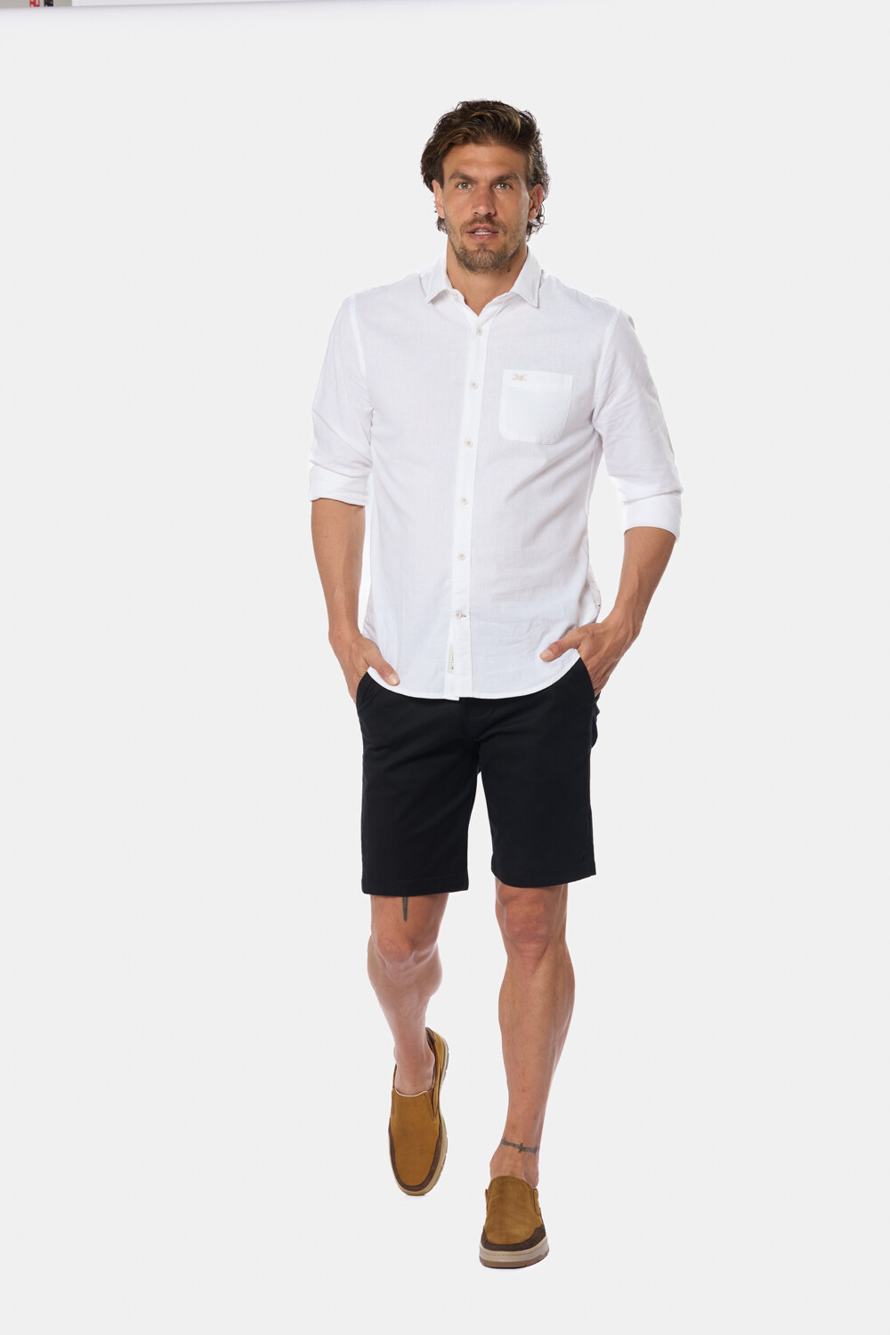 BERMUDA CLASICA Negro