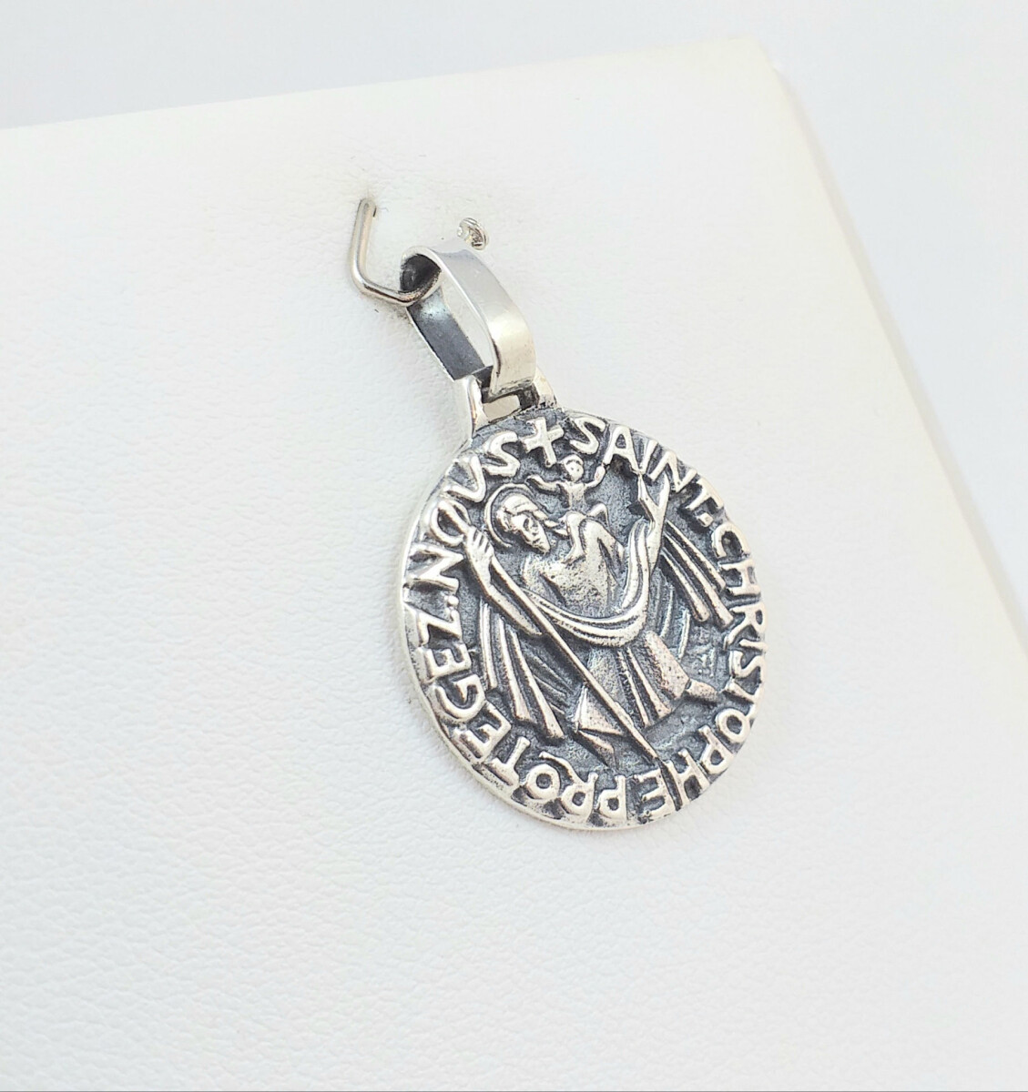 Medalla religiosa de plata 925, San Cristobal (protector de los choferes), diámetro 21,5mm. 