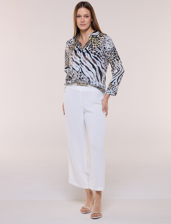 Blusa Flores Escote V MULTI/NEGRO