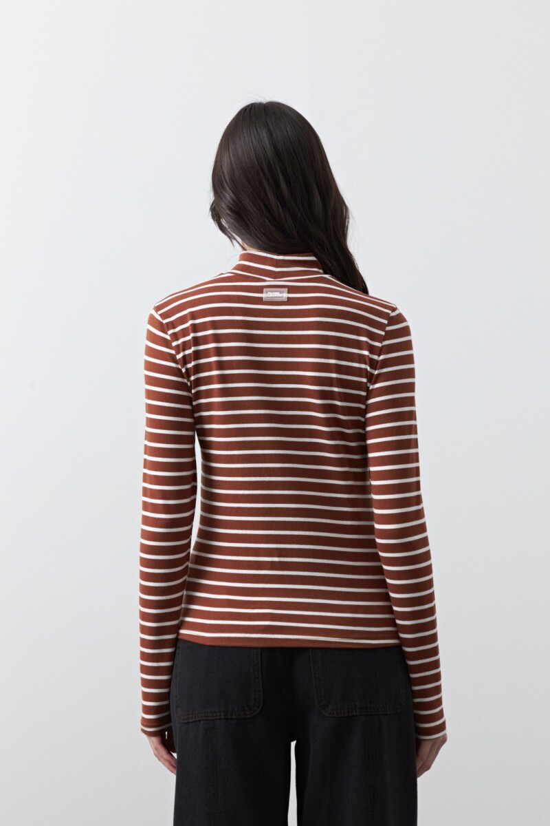 POLERA SAMUEL Marrón Corteza