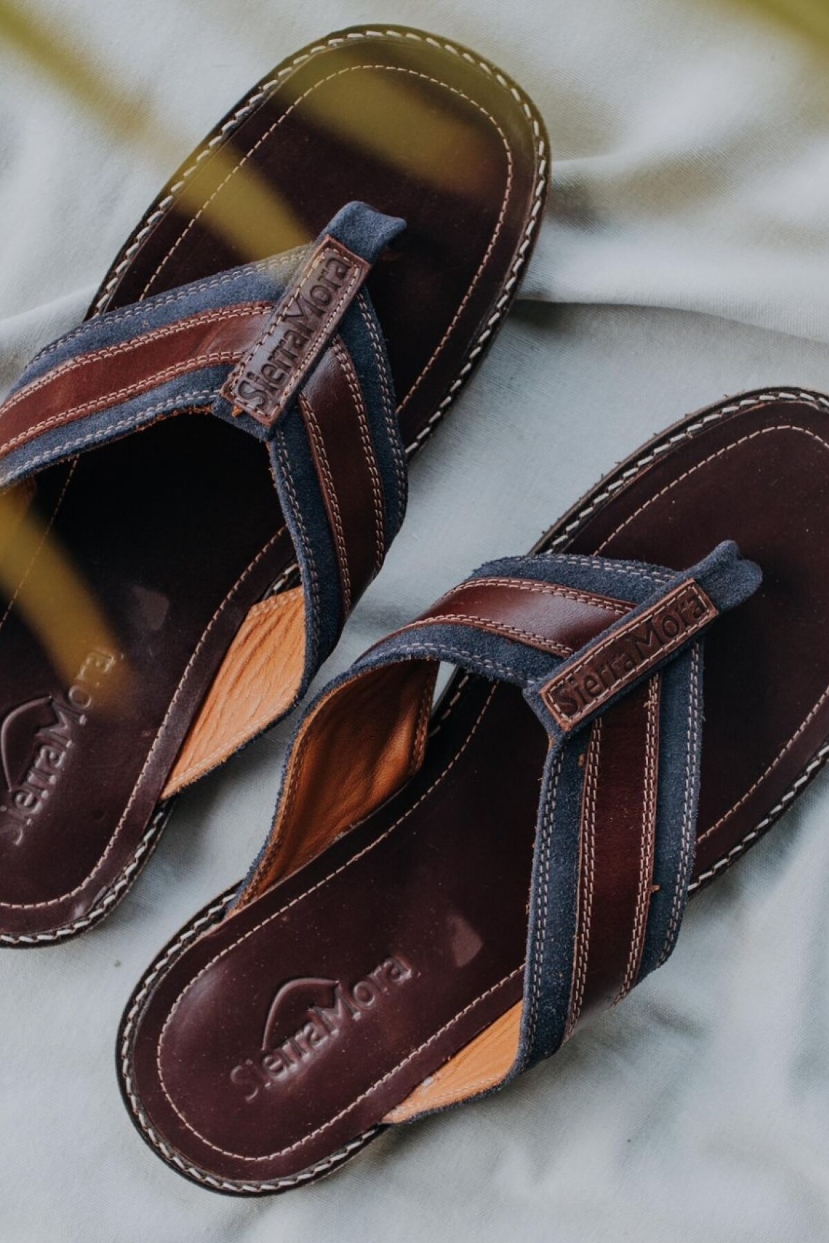 Leather Chanclas Men Azul