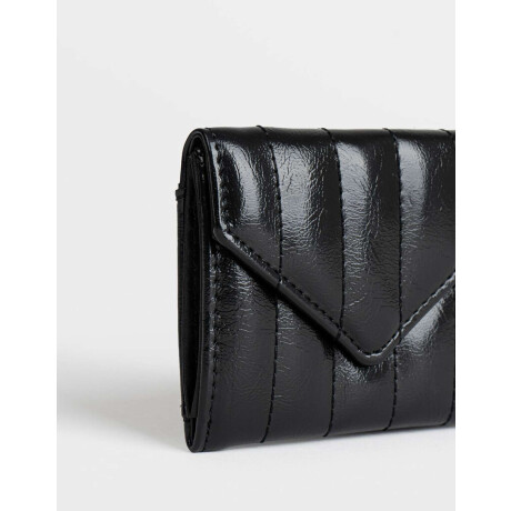 Billetera Puffy Con Solapa Negro