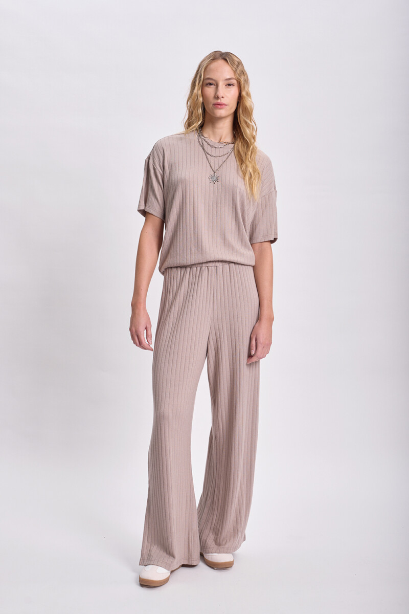 Remera oversize lanilla Taupe