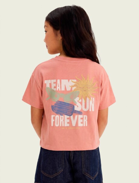CAMISETA CON ESTAMPADO EN LA PARTE DELANTERA Y TRASERA ROSA