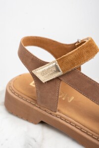 Sandalia Cuero Combinada Marrón
