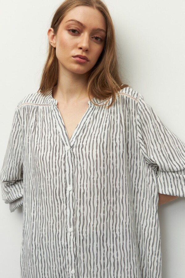 CAMISA TRINIDAD Negro/Blanco