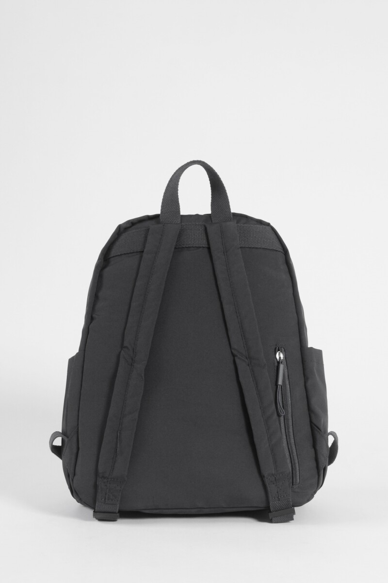 Mochila mediana de tela negro