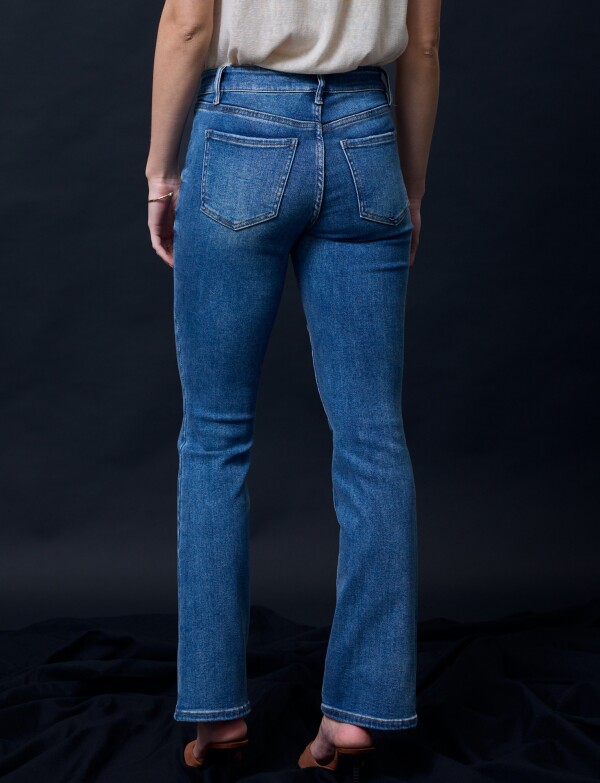 Jean Straight JEAN