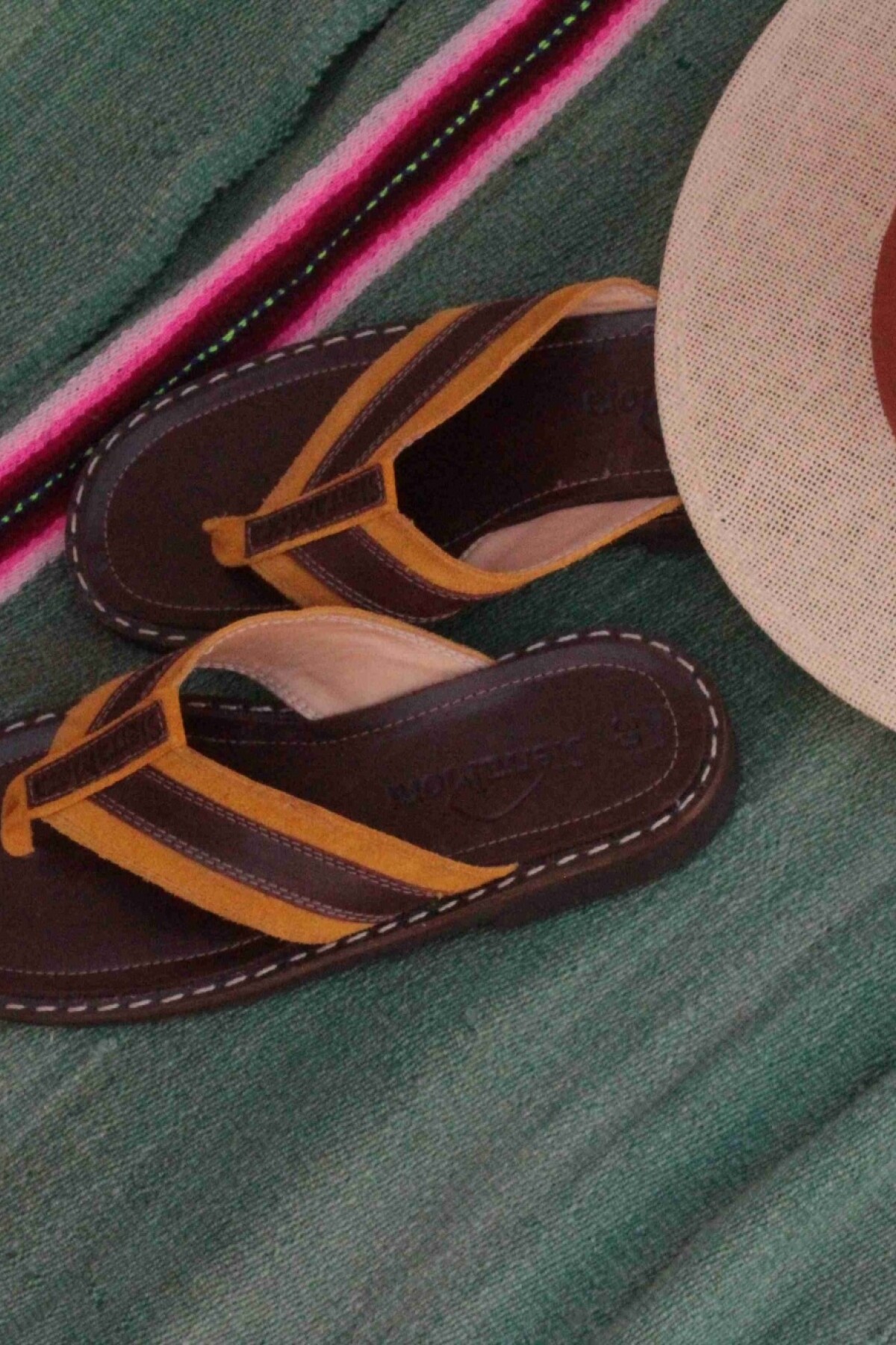 Leather Chanclas SM Mostaza