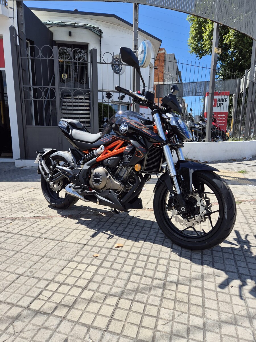 QJ SRK 400 - Negro - Reserva 
