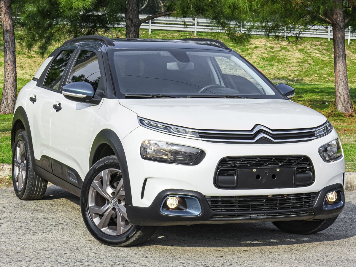 Citroën C4 Feel Pack 1.6 Extra Full| Permuta / Financia Citroën C4 Feel Pack 1.6 Extra Full| Permuta / Financia