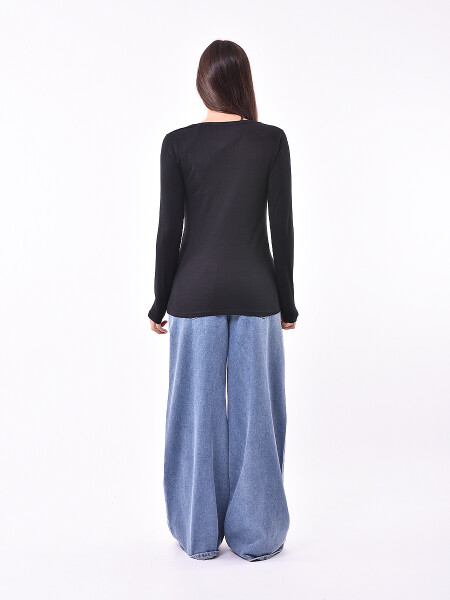 REMERA NILA VARIANTE 19