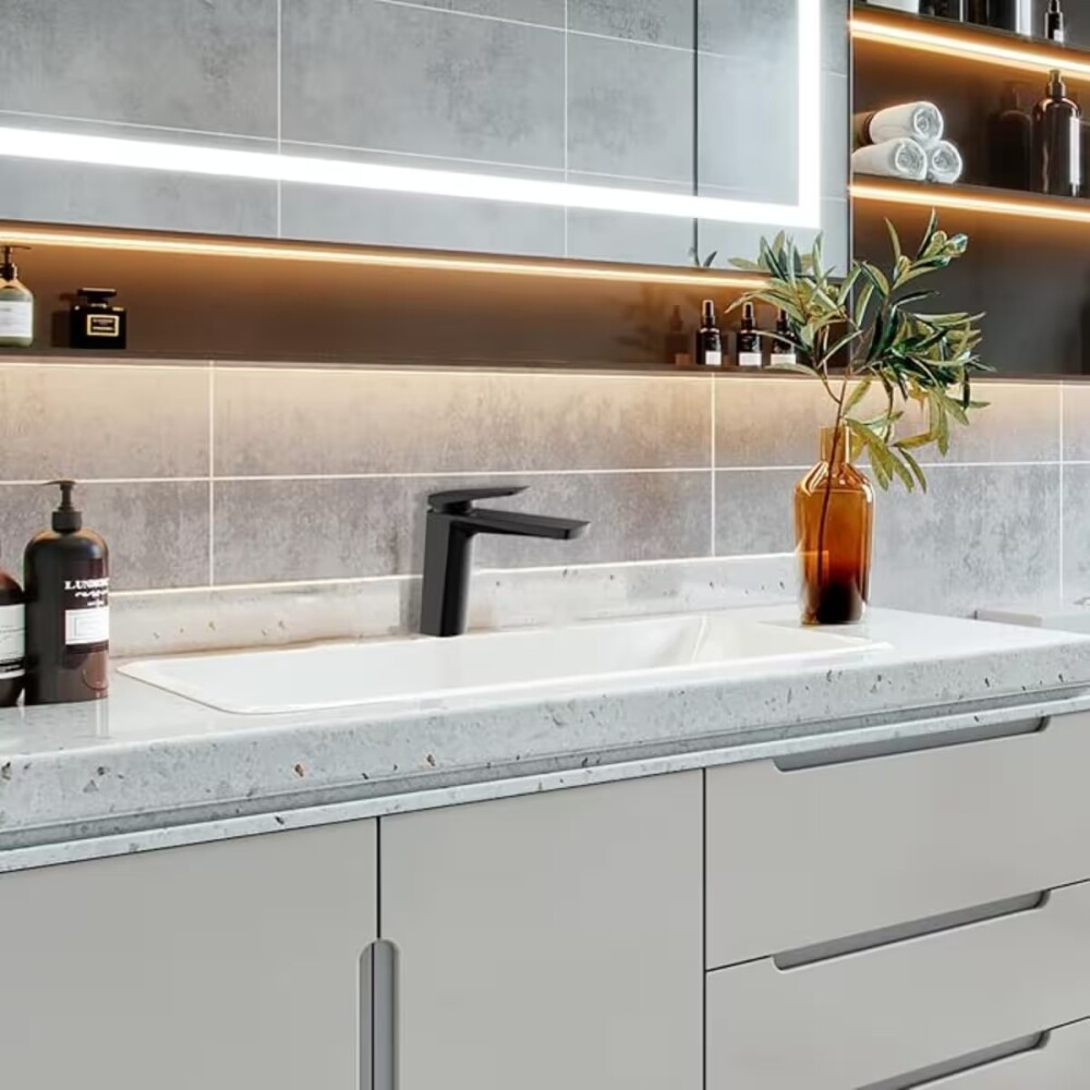 Grifería de lavatorio Monocomando de mesada Chronos negro mate Grifería De Lavatorio Monocomando De Mesada Chronos Negro Mate