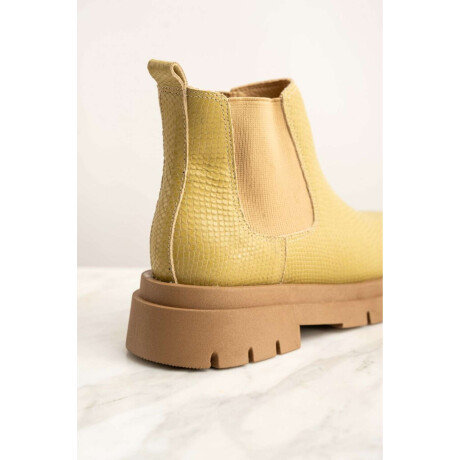 Bota Cuero Texturado Pistacho