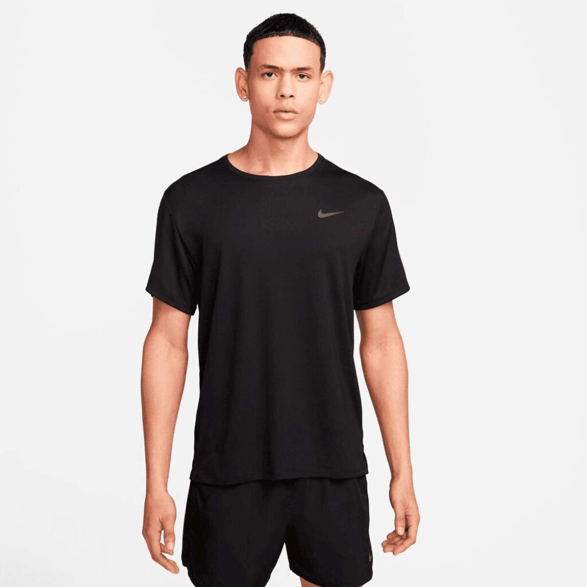 Remera Nike Dri-Fit Miler de Hombre - negro 