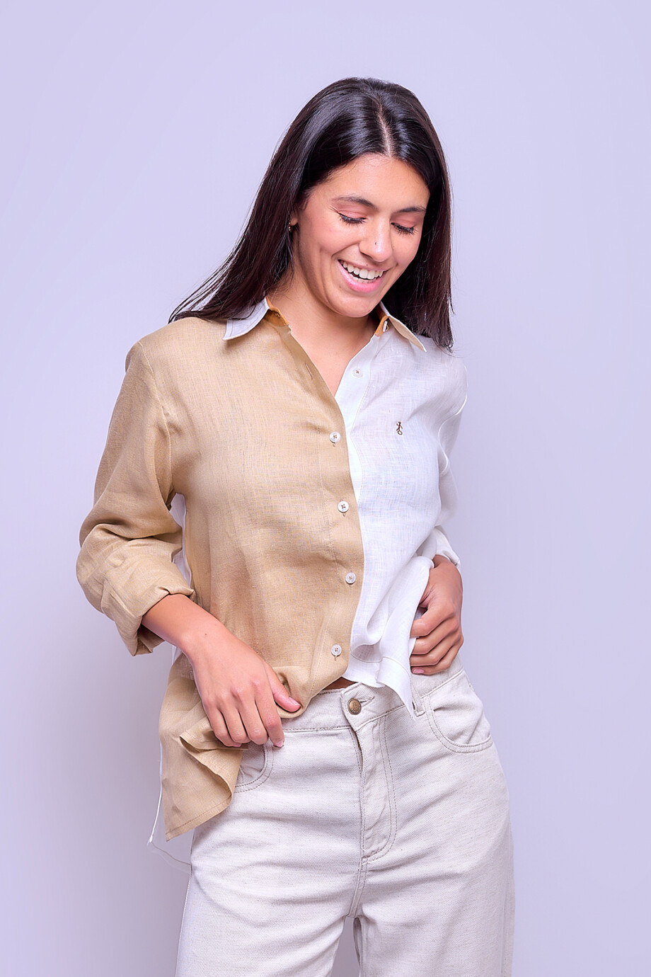 Camisa Suspiro en Lino Combinada Blanco con Camel