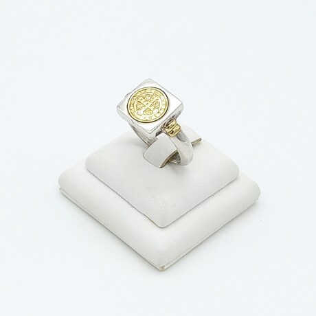 Anillo de plata y double en oro 18 ktes, SAN BENITO. Anillo de plata y double en oro 18 ktes, SAN BENITO.