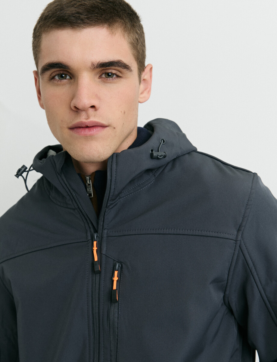 300550 CAMPERA HARRINGTON LABEL Gris Oscuro