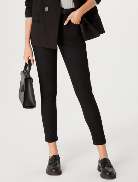 PANTALÓN DE JEAN FEMENINO SKINNY CINTURA MEDIA NEGRO