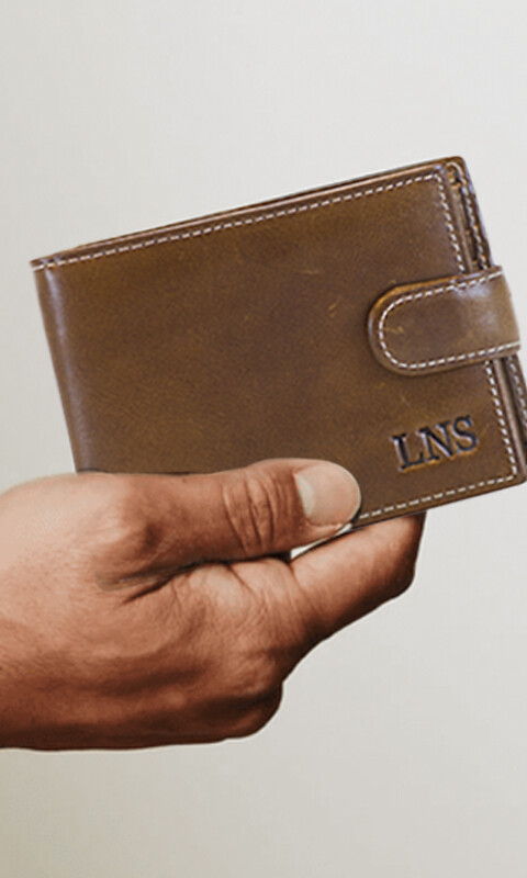 BILLETERA CUERO FEBO SUELA