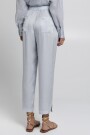 PANTALÓN CROPPED Gris