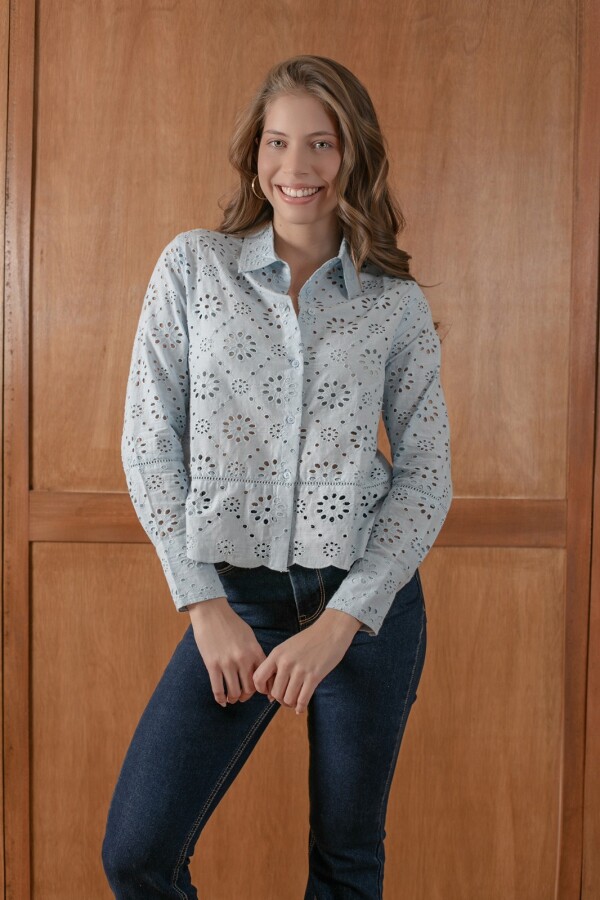 Camisa de Broderi. Camisa de Broderi.