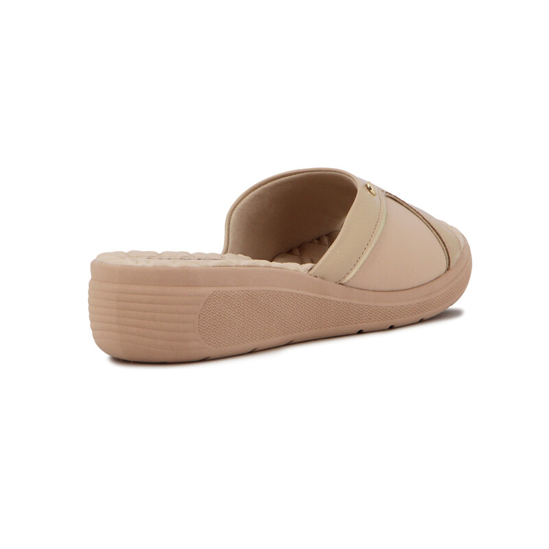 Sandalia Mujer Comfortflex Taco Corrido Almendra