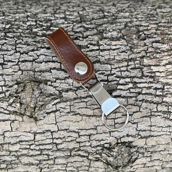 Llavero mulita de cuero vacuno Marron