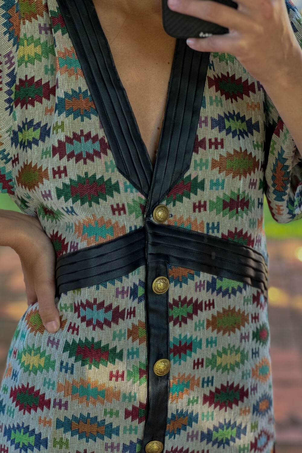 Coat Dress Estampado Base Negra