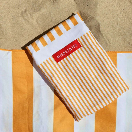 Toalla de microfibra con bolsillos Club Petates Amarillo