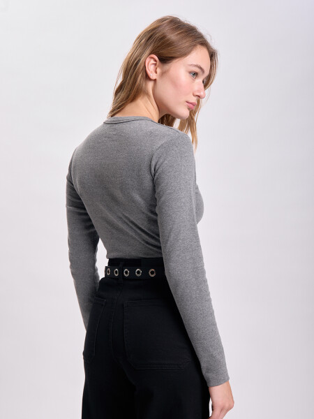 Remera rib Gris