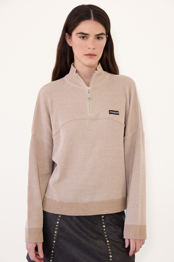 Sweater Label Unit Beige