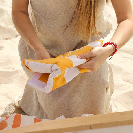 Toalla de microfibra con bolsillos Club Petates Naranja