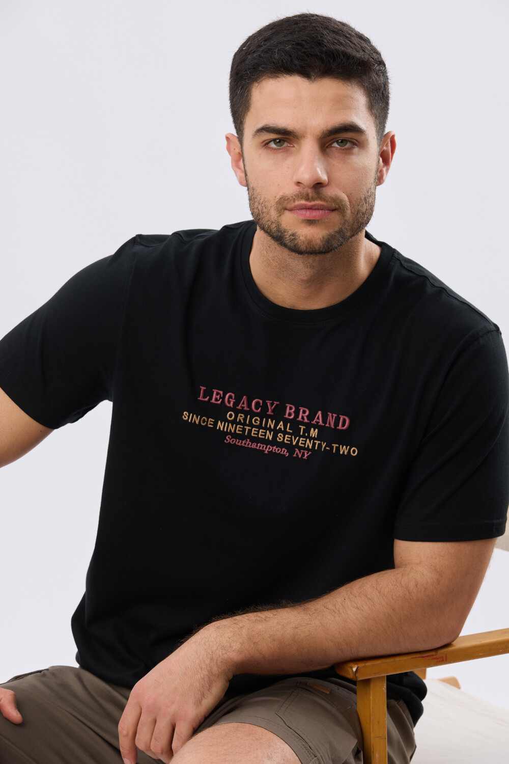 REMERA ESTAMPADA DE ALGODÓN Negro