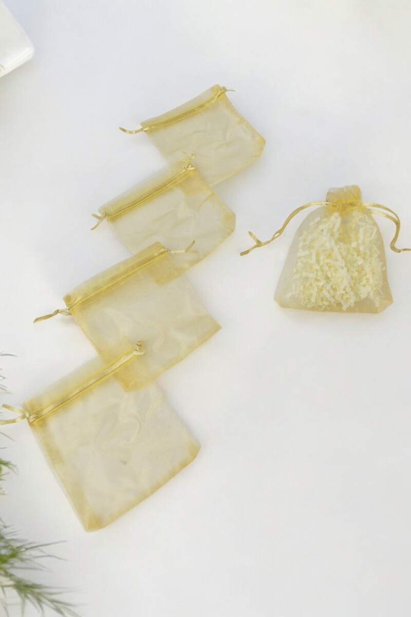 Pack x 100 - Bolsas organza 8x11 cm - ORO 