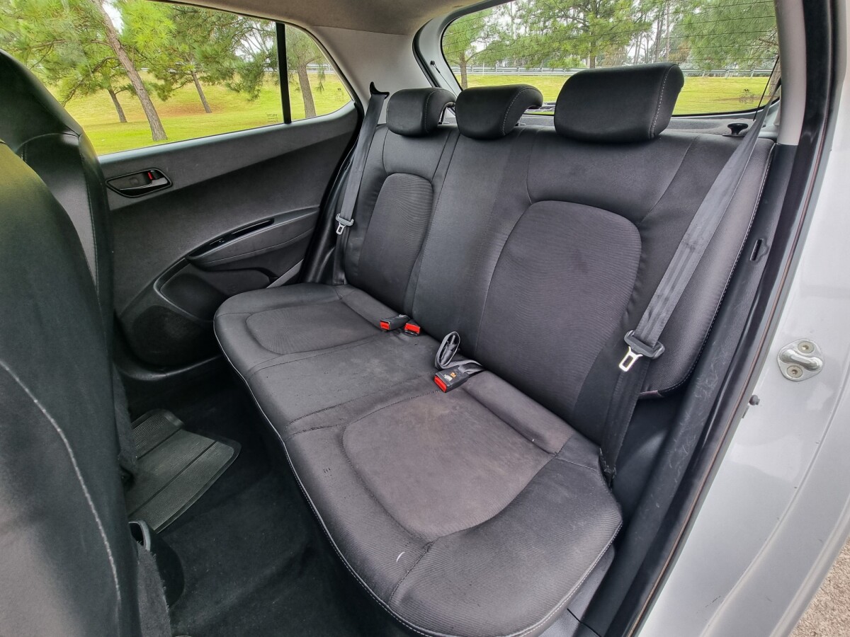Hyundai Grand i10 GL 1.25 Extra Full| Permuta / Financia Hyundai Grand i10 GL 1.25 Extra Full| Permuta / Financia