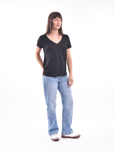 REMERA BASICA VALEN NEGRO