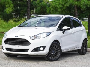 Ford Fiesta SE 1.6 Extra Full | Permuta / Financia Ford Fiesta SE 1.6 Extra Full | Permuta / Financia