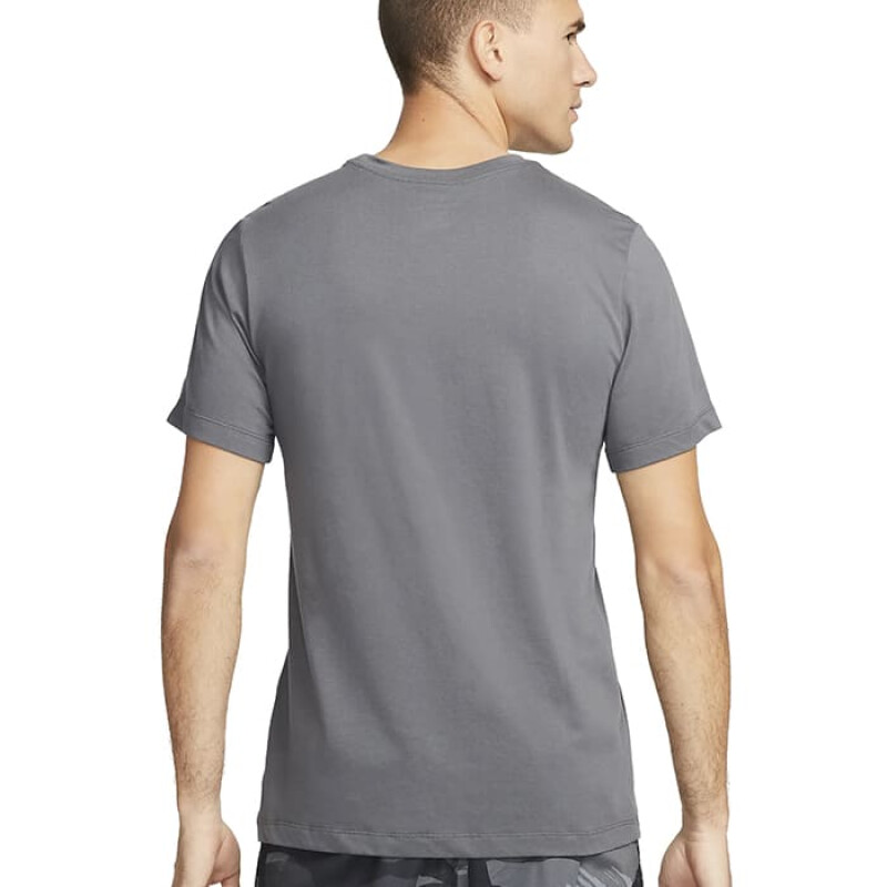 Remera Nike Dri-fit Camo de Hombre - FJ2446-068 Gris