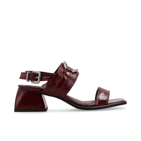 SANDALIAS CUERO - VENET CIRUNHA BORDO