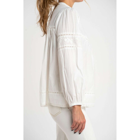 Blusa Algodón Con Detalles Encaje Crudo