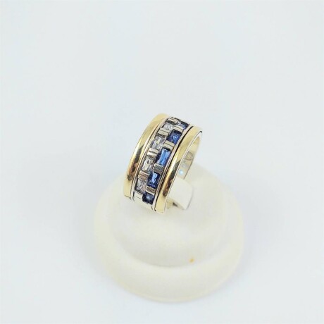 Anillo de plata 925 con filetes en double de oro 18K y circonias. Modelo, DAMERO. Anillo de plata 925 con filetes en double de oro 18K y circonias. Modelo, DAMERO.