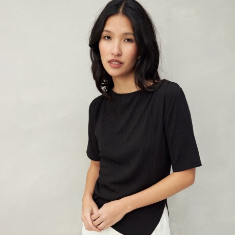 REMERA ASIA Negro