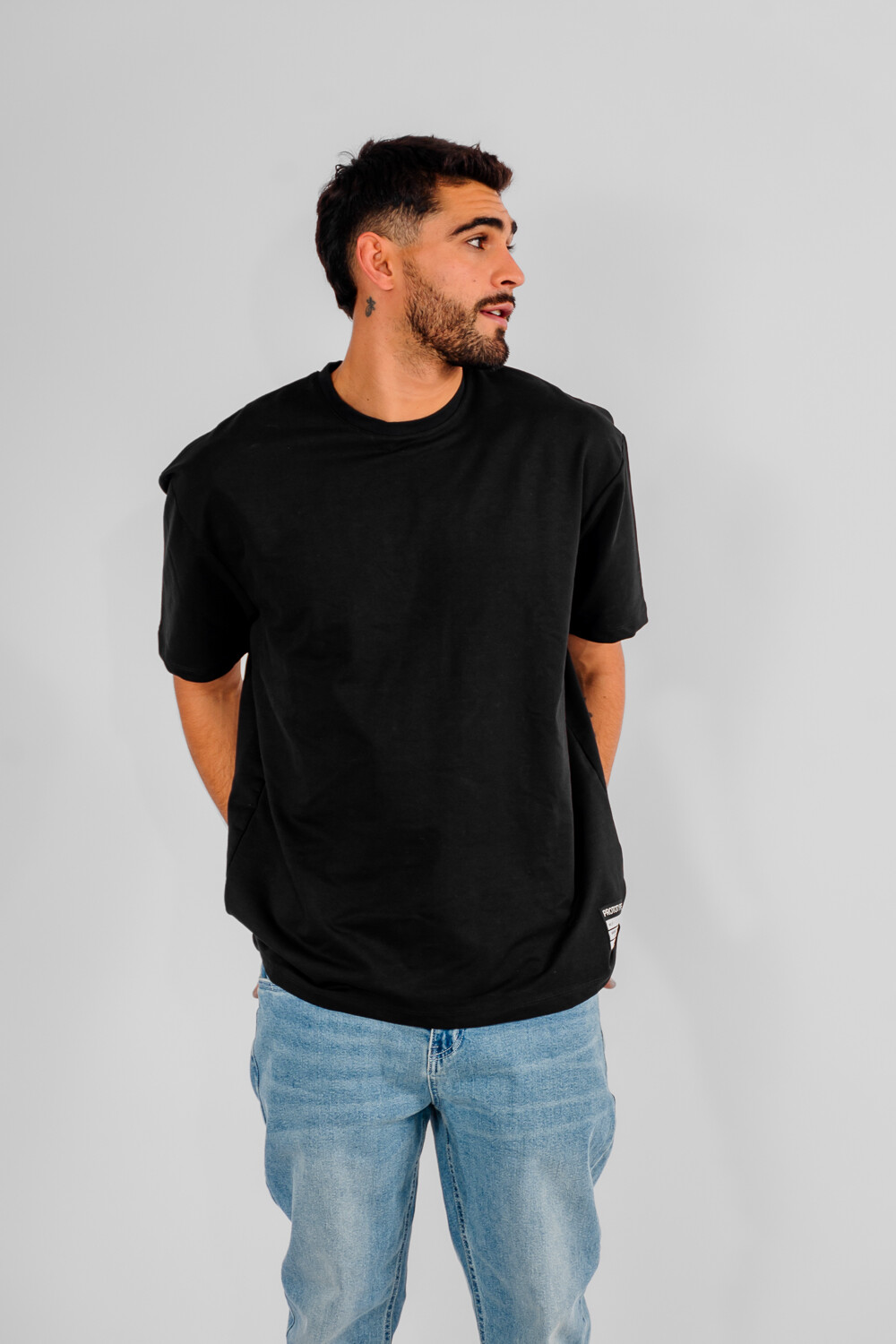 Remera Ninno Negro