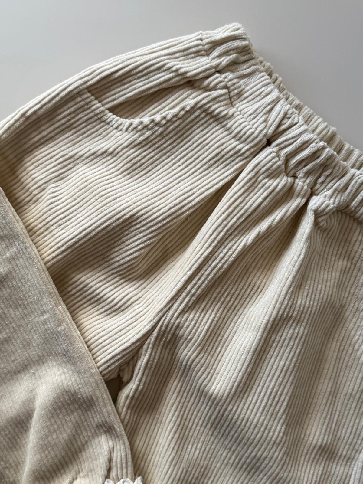 Pantalon Pana Puntilla Pantalon Pana Puntilla