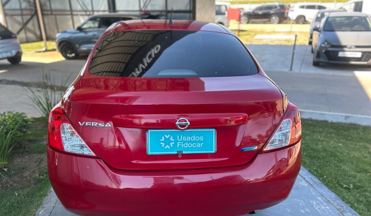 Nissan Versa Advance - 2013 Nissan Versa Advance - 2013