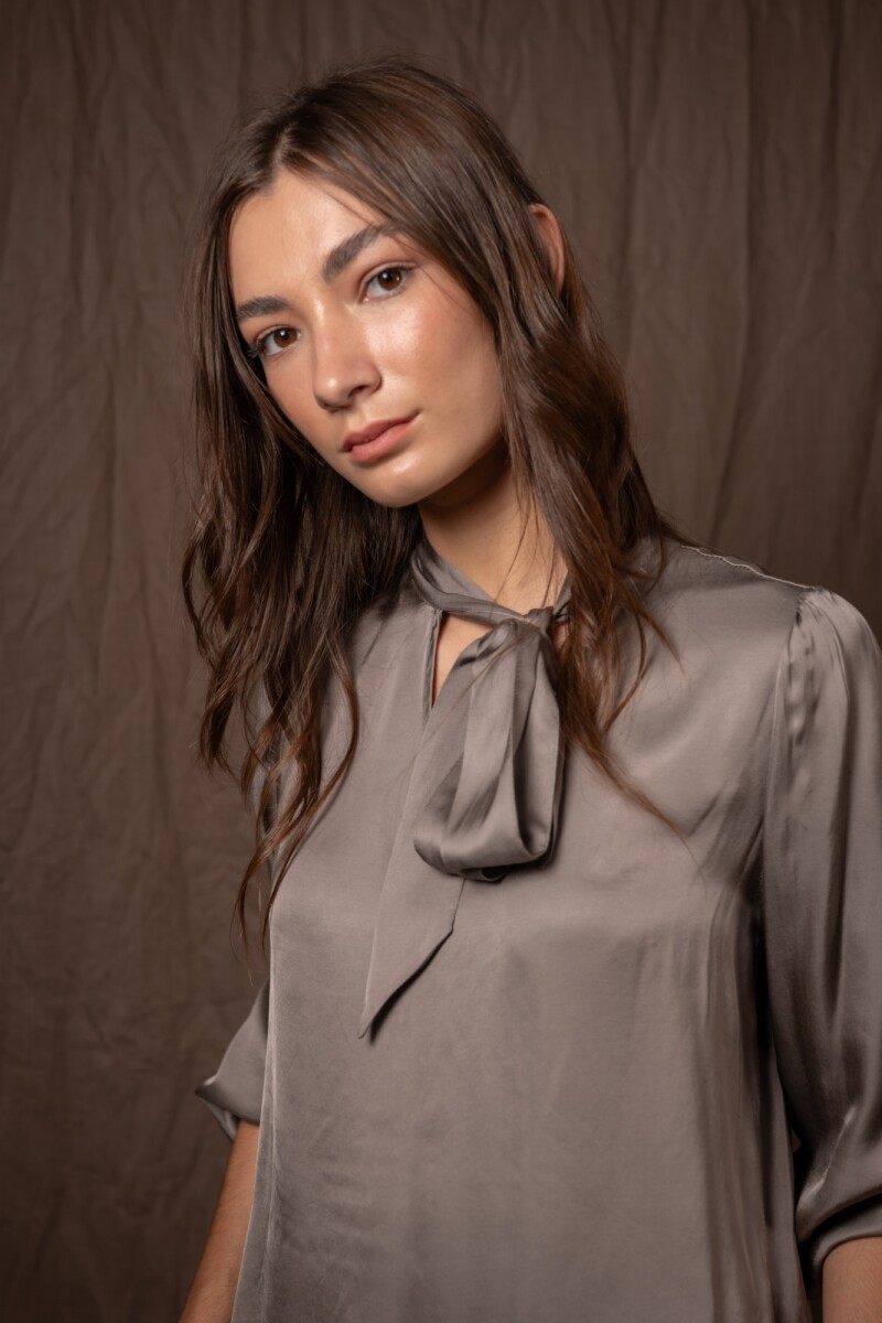 Camisa con lazo - Gris 