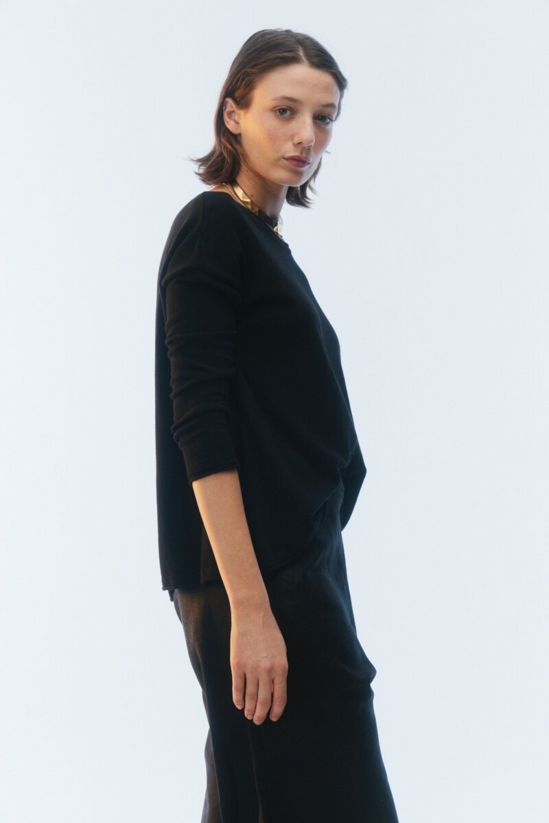 REMERA ALICE Negro