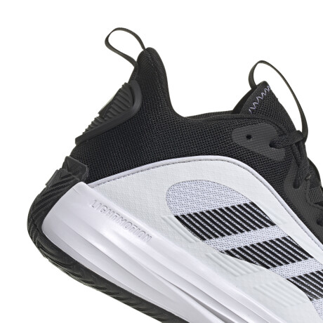 CHAMPIONES adidas OWN THE GAME 3 Black & White